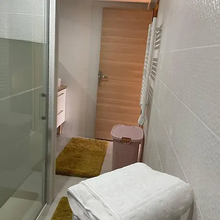 D'une Chambre Avec Wifi A Amand Les Eaux